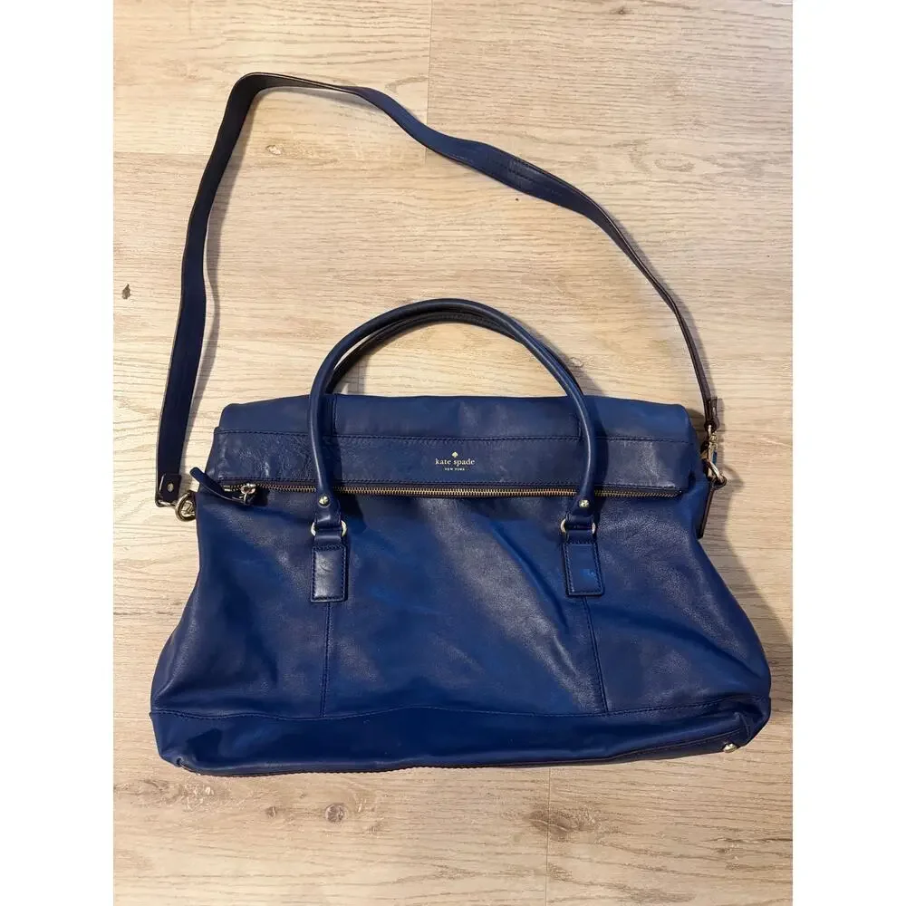 Kate Spade New York large tote or weekender bag Navy 
with gold-tone hardware - Picture 2 of 8